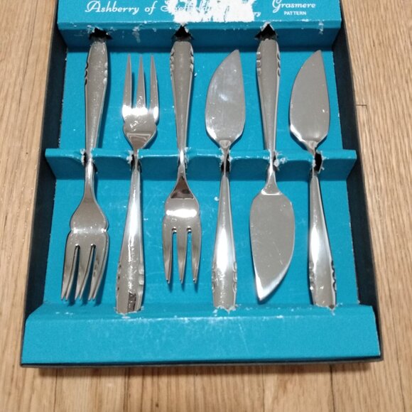 Vintage Ashberry of Sheffield Grasmere Fish Eaters Knives & Forks Set of 10 Piec - Picture 5 of 10